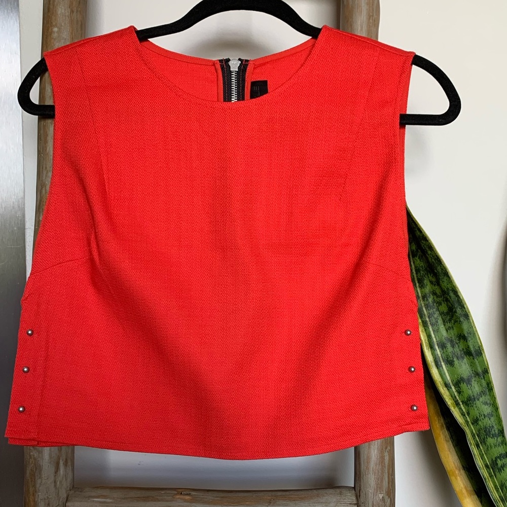 Brand New Kendall and Kylie Top